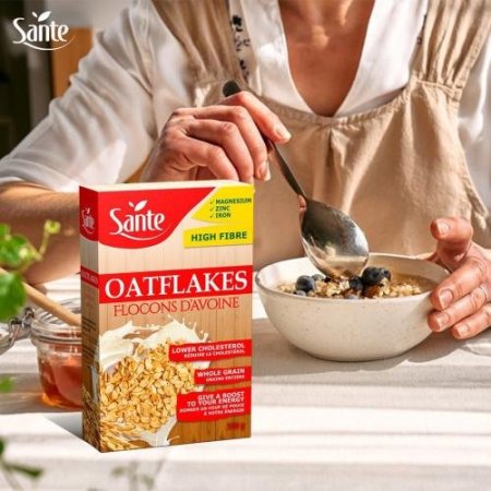 رقائق شوفان من Sante، وهي منتج غني بالألياف والمعادن