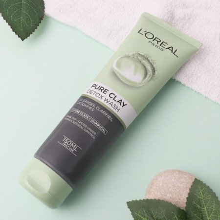 غسول ديتوكس بالطين النقي من لوريال باريس L'Oréal Paris Pure Clay Detox Wash