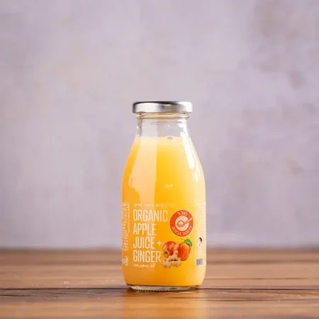 عصير تفاح وزنجبيل عضوي